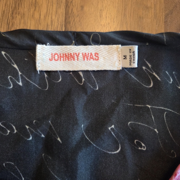 Johnny Was Nerissa 100% Silk Floral Longhorn Skull Tunic Blouse, Size Medium - Picture 4 of 5